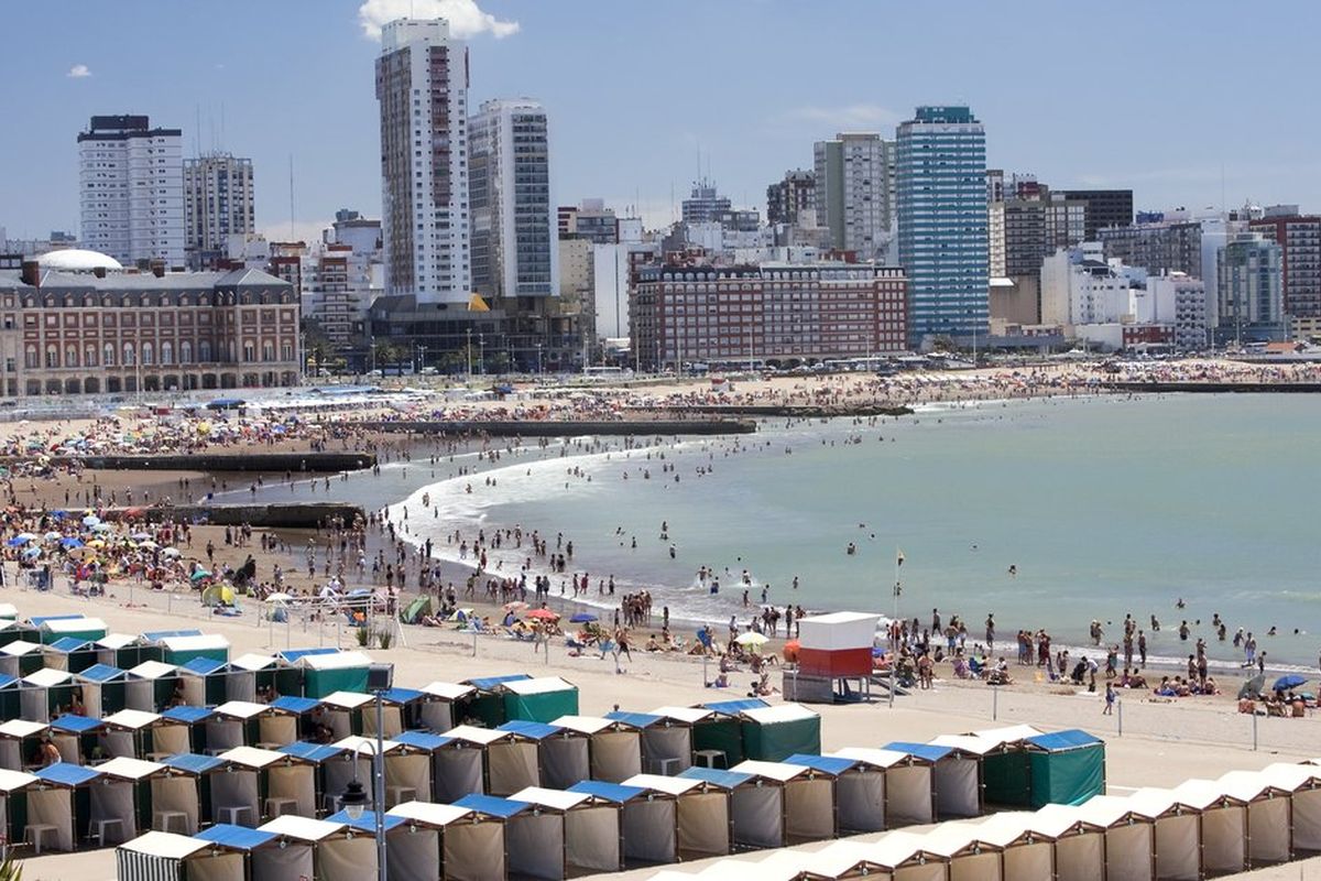 <p style style='line-height: 80%'>MAR DEL PLATA – 2022</p><p style style='line-height: 80%'>9 días / 7 noches - BUS</p>